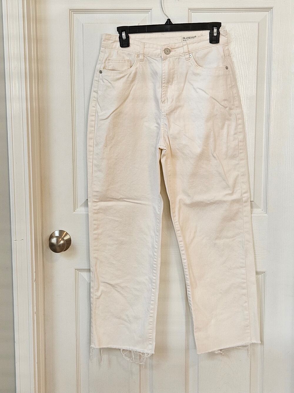 BLANKNYC The Baxter Ribcage Straight Leg Jeans Womens 28 Cream Ivory Raw Hem